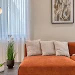 6br Luxury With Pool & Hot Tub - 2living & 10bathrooms 빌라 *