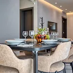 6br Luxury With Pool & Hot Tub - 2living & 10bathrooms 빌라