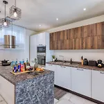 6br Luxury With Pool & Hot Tub - 2living & 10bathrooms 빌라 *