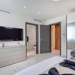 6br Luxury With Pool & Hot Tub - 2living & 10bathrooms 빌라 *