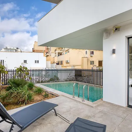 6br Luxury With Pool & Hot Tub - 2living & 10bathrooms