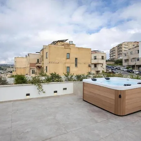 Luxury Villas With Pool, Hot Tub & Bbq In Swieqi Villa