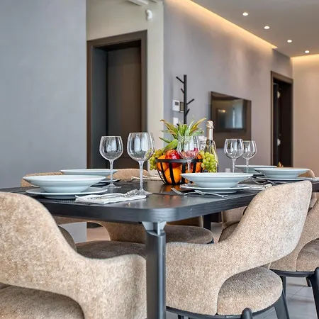 Luxury With Pool, Hot Tub & Bbq In Swieqi 빌라
