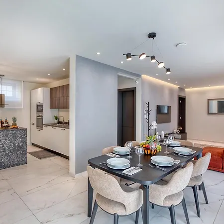 Luxury Villas With Pool, Hot Tub & Bbq In Swieqi Villa *
