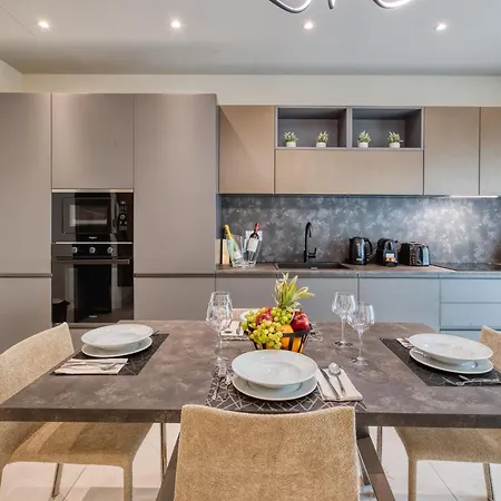 6br Luxury With Pool & Hot Tub - 2living & 10bathrooms * Saint Julian's