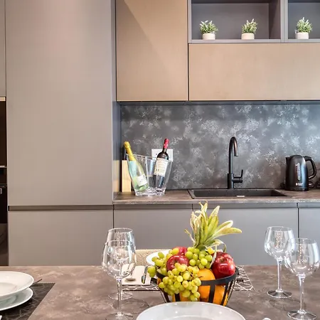 빌라 6br Luxury With Pool & Hot Tub - 2living & 10bathrooms Saint Julian's