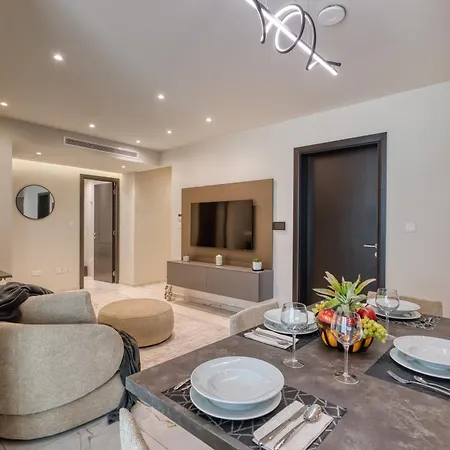 6br Luxury With Pool & Hot Tub - 2living & 10bathrooms Saint Julian's