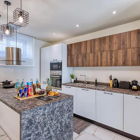 Luxury With Pool, Hot Tub & Bbq In Swieqi 빌라 *