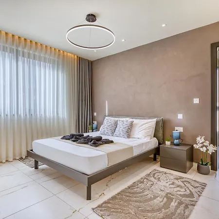 빌라 Luxury With Pool, Hot Tub & Bbq In Swieqi Saint Julian's