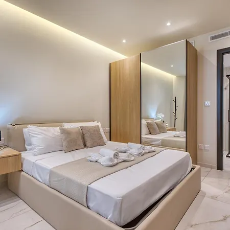 Villa Luxury Villas With Pool, Hot Tub & Bbq In Swieqi *