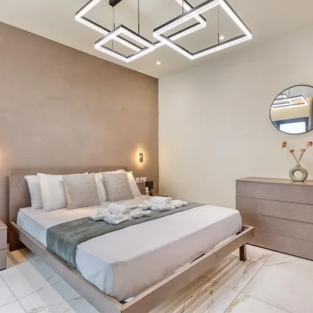 Luxury Villas With Pool, Hot Tub & Bbq In Swieqi
